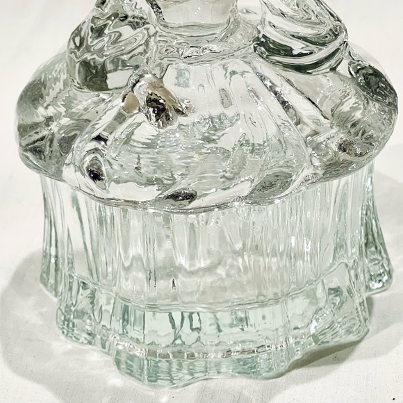VINTAGE Mosser Clear Glass Victorian Lady Dresser Trinket Jewelry - Picture 3 of 15